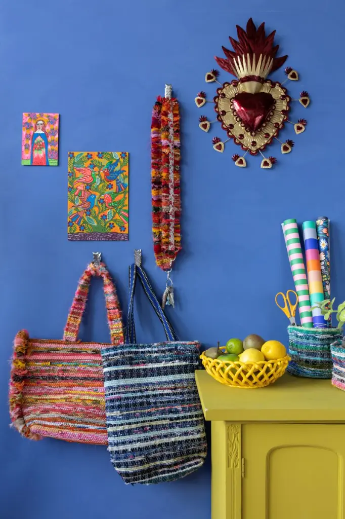 rond gele mandje.webp