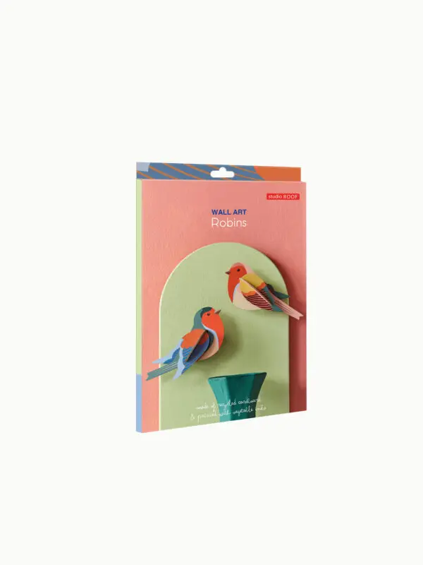 ROBINS-GARDEN-BIRDS_B5-MOCKUP-PACKAGING-600x800.webp