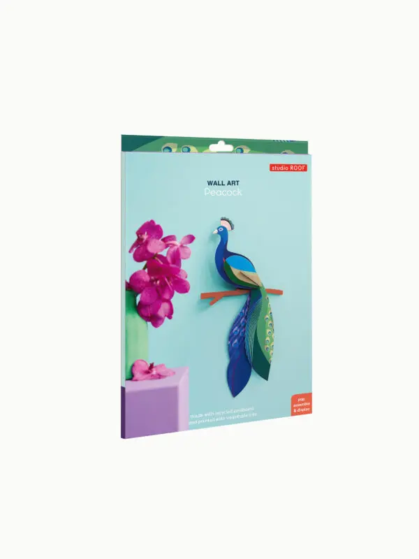 B5-MOCKUP-PACKAGING-PEACOCK-1-600x800.webp