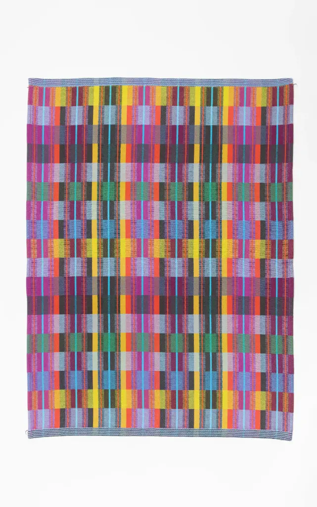 Foekje Fleur tea towel #108A basket